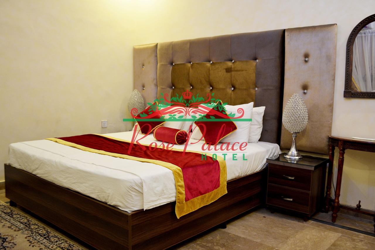 Rose Palace Hotel Лахор Екстер'єр фото